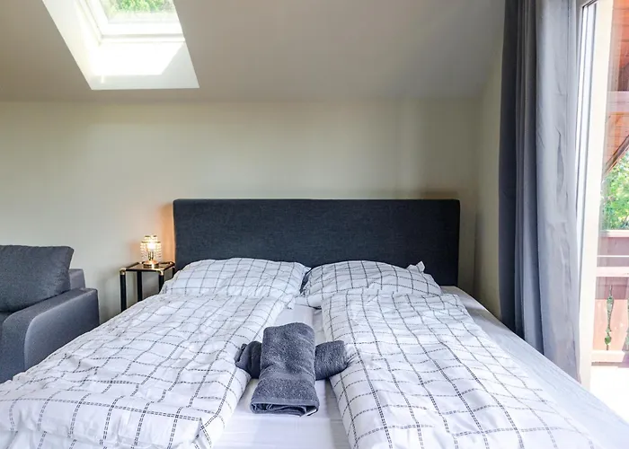 Appartement Private In Elegant Garden With Free Parking *