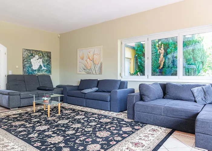 Appartement Private In Elegant Garden With Free Parking *